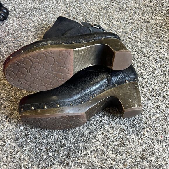 UGG Amoret Boots Black Leather Wooden Block Heel Womens Size US 10 Fold-over - Picture 3 of 9